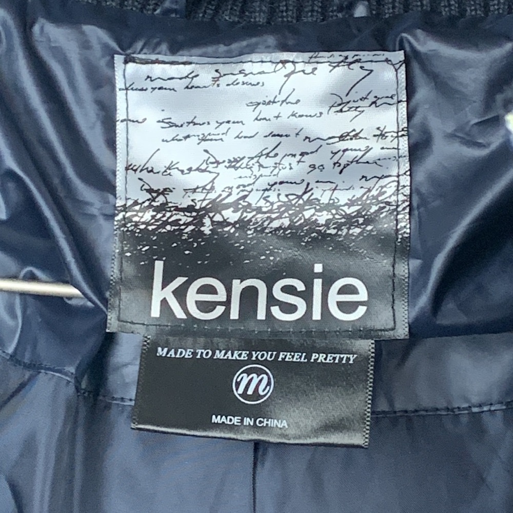 Kensie Quilted Faux Fur Hoodie Puffer Jacket Size Medium NWT Navy - Picture 6 of 12